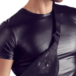 NEK Shirt Mit Bauchtasche